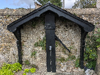 Beckington (BP): The number of times an object is carved in the well?