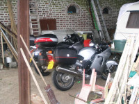 Covered parking, the farm barn